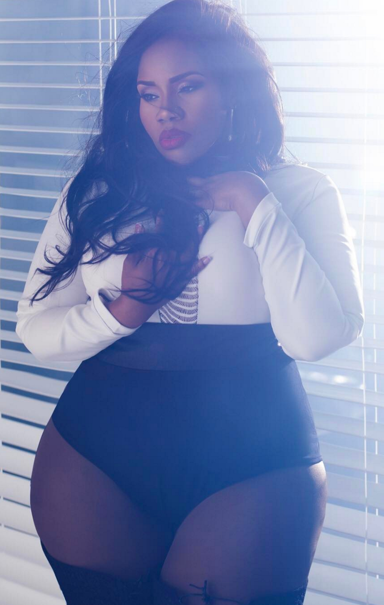 Birthday Baddie: ESSENCE FEST Performer Kelly Price Flaunts Her Curves For The 'Gram In Stunning Bday Photo

